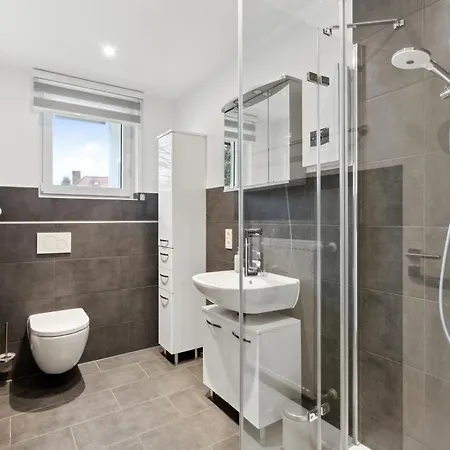 Wohnliebe, Zentral, Klinik, Gop Variete-theater, Langzeitaufenthalt Apartamento *