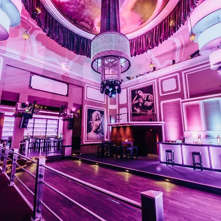 Apartamento Wohnliebe, Zentral, Klinik, Gop Variete-theater, Langzeitaufenthalt